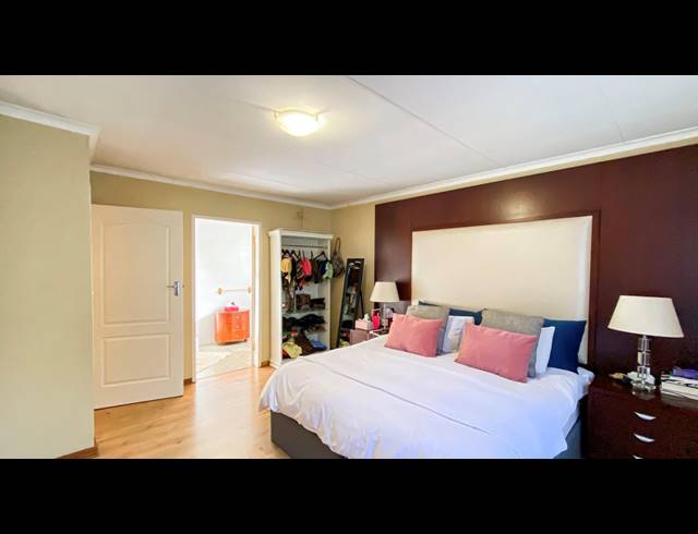 3 BEDROOM CLUSTER FOR SALE IN FERNDALE